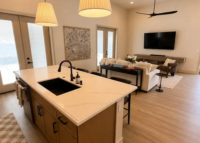 Holiday home Private Pickleball Casita *